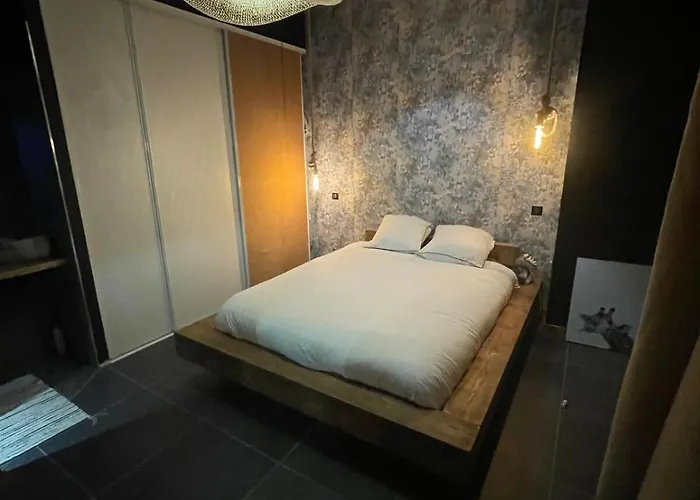 Moderne Et Climatise شقة